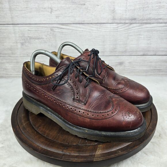 RARE VINTAGE Dr. Martens 3989 Brogue Wingtip Oxford Made In England Size 7 EU 38 main image 10